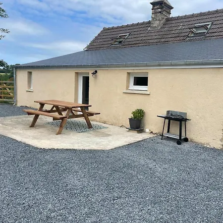 Le Nid Familial, Maison Cosy Entre Terre Et Mer Holiday home Saint-Germain-de-Tournebut