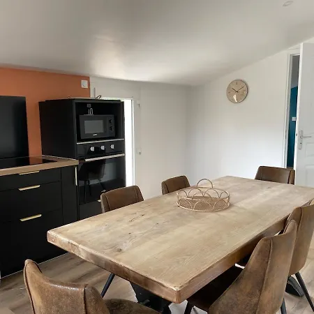 Holiday home Le Nid Familial, Maison Cosy Entre Terre Et Mer Saint-Germain-de-Tournebut